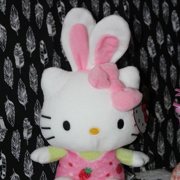 Sanrio's Hello Kitty Strawberry Pink Easter Bunny - Picture 4 of 12